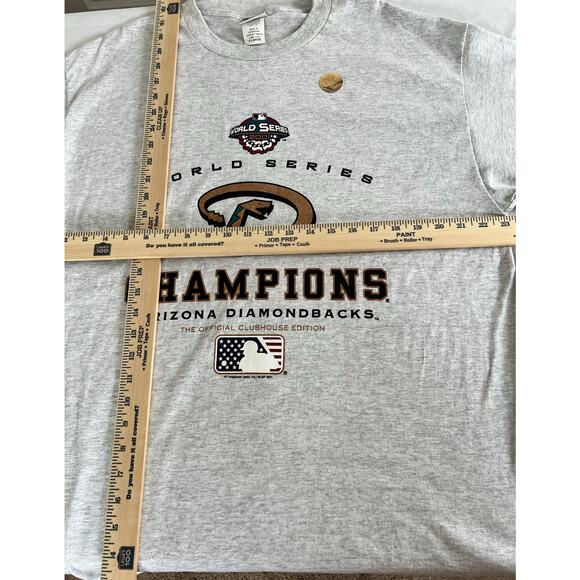 Chase Men's Size XL TShirt Vtg Arizona Diamondbacks 2001 World Series Champions - Picture 5 of 5